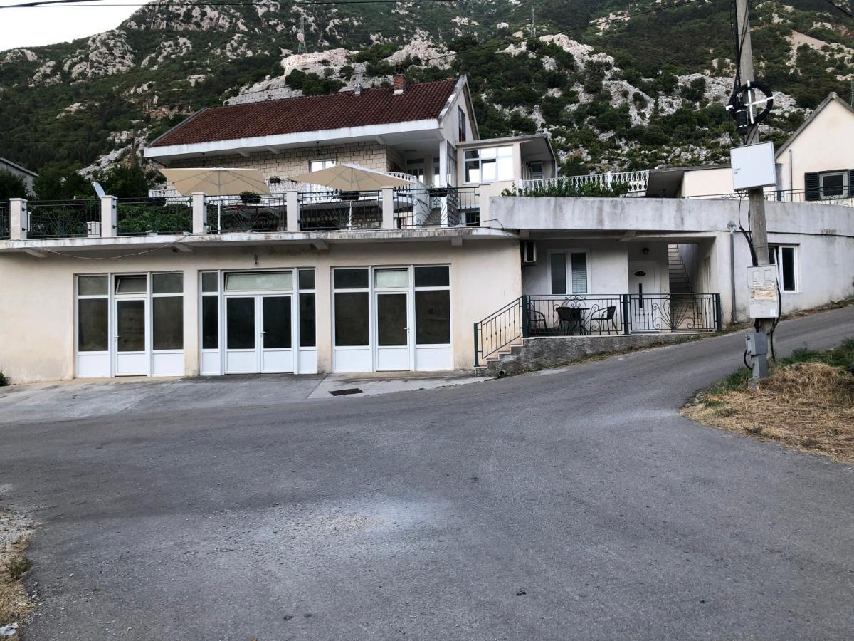 Apartments Panoramic Paradise Котор Екстер'єр фото
