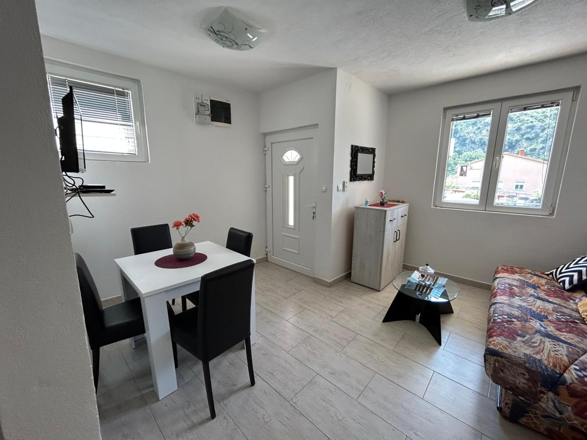 Apartments Panoramic Paradise Котор Екстер'єр фото